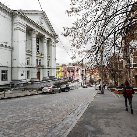 Luteranskaya Apartments Киев Екстериор снимка