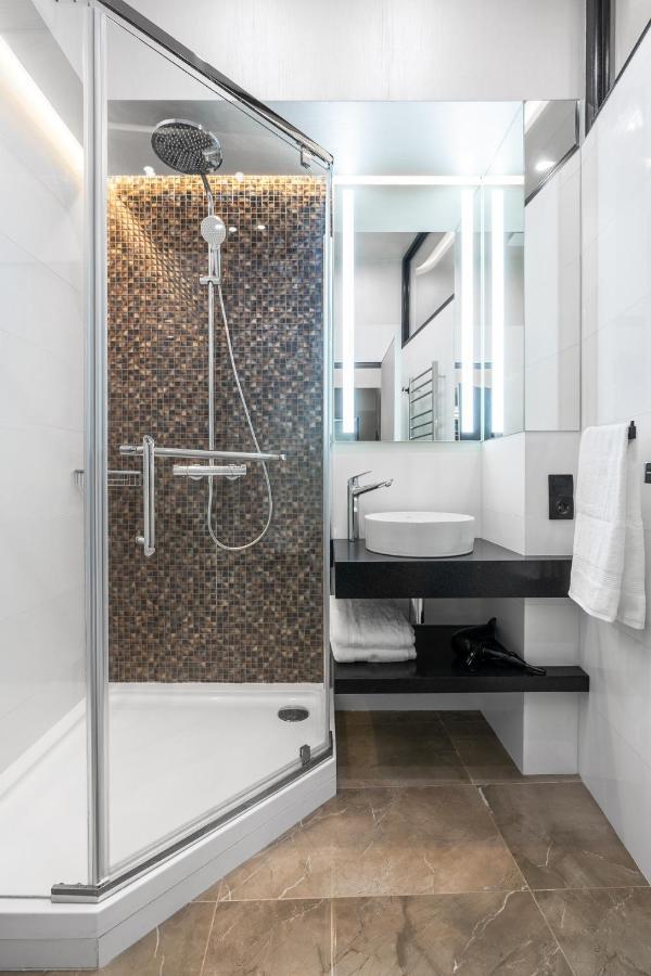 Luteranskaya Apartments Киев Екстериор снимка