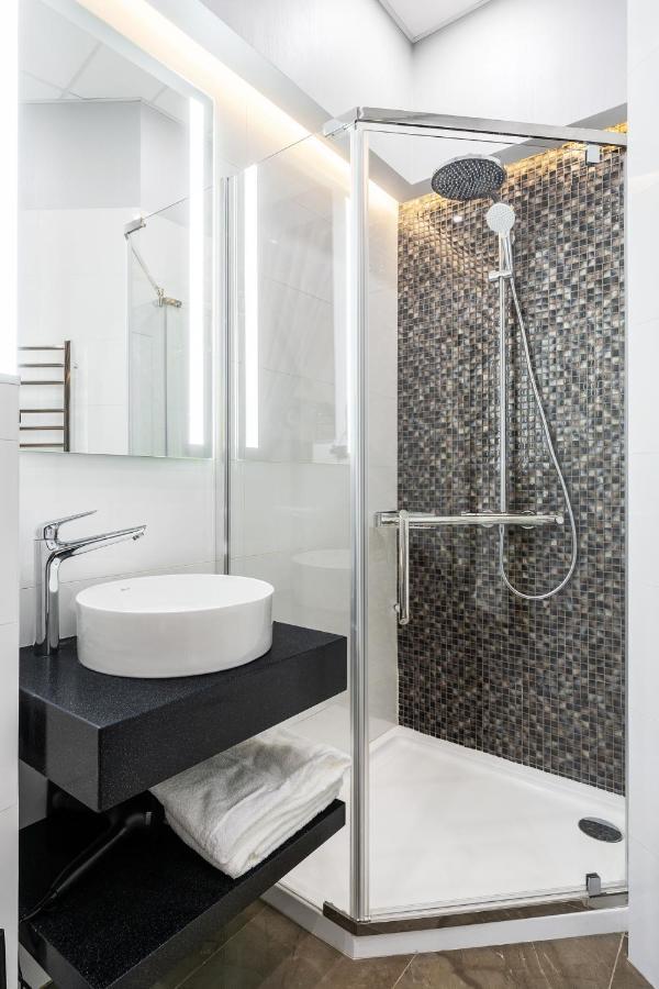 Luteranskaya Apartments Киев Екстериор снимка