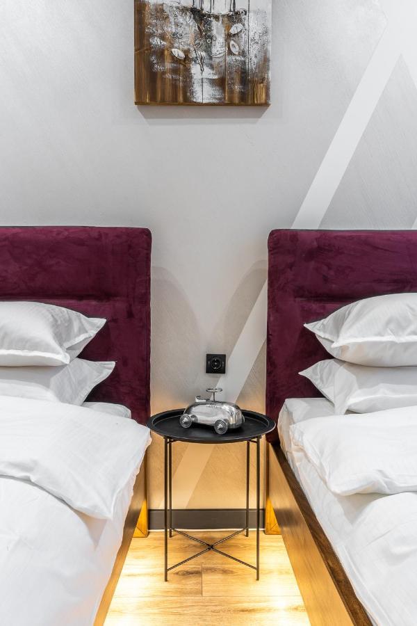 Luteranskaya Apartments Киев Екстериор снимка